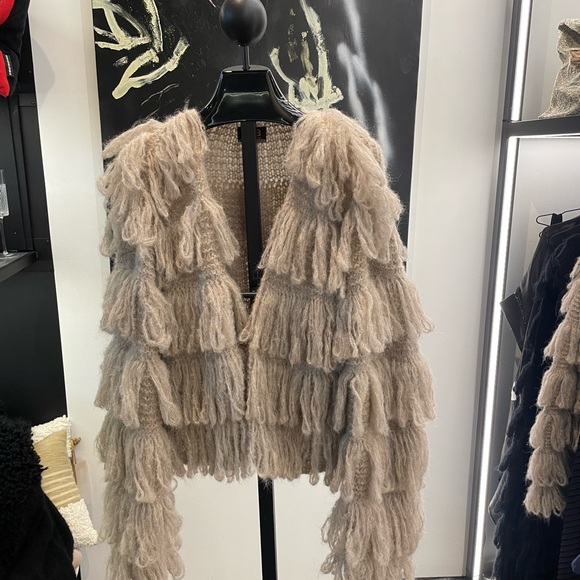 Mia Peru Mini Fringe - Beige - Picture 4 of 4